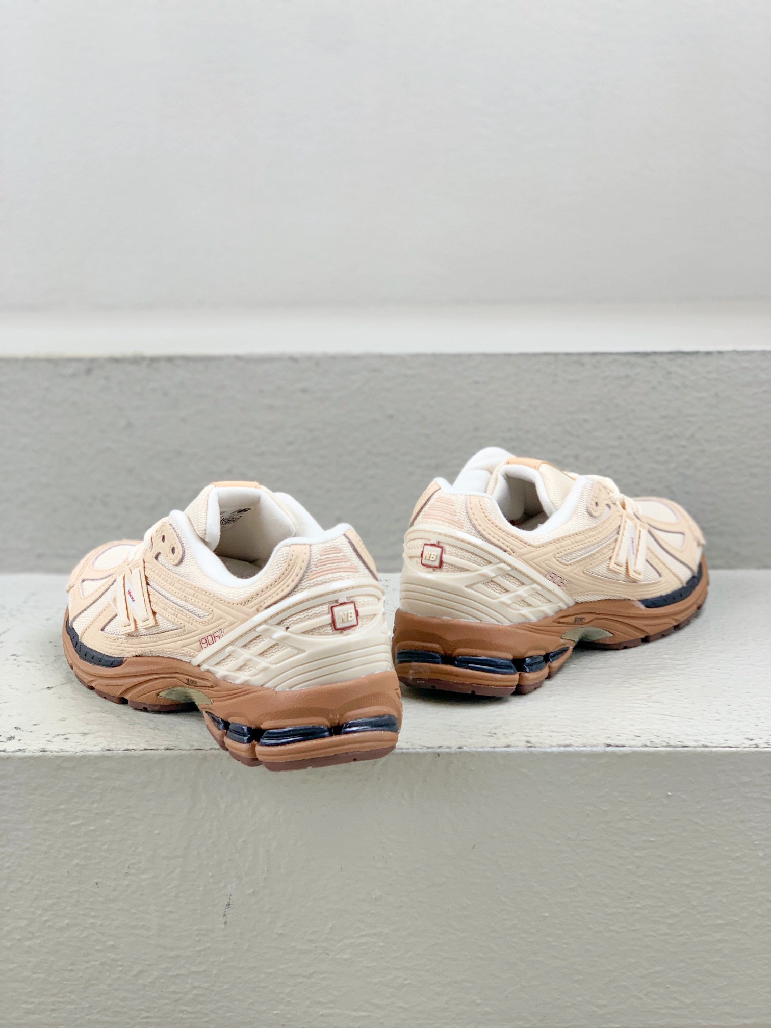 New Balance Male Running Shoes Red Breathable M-s