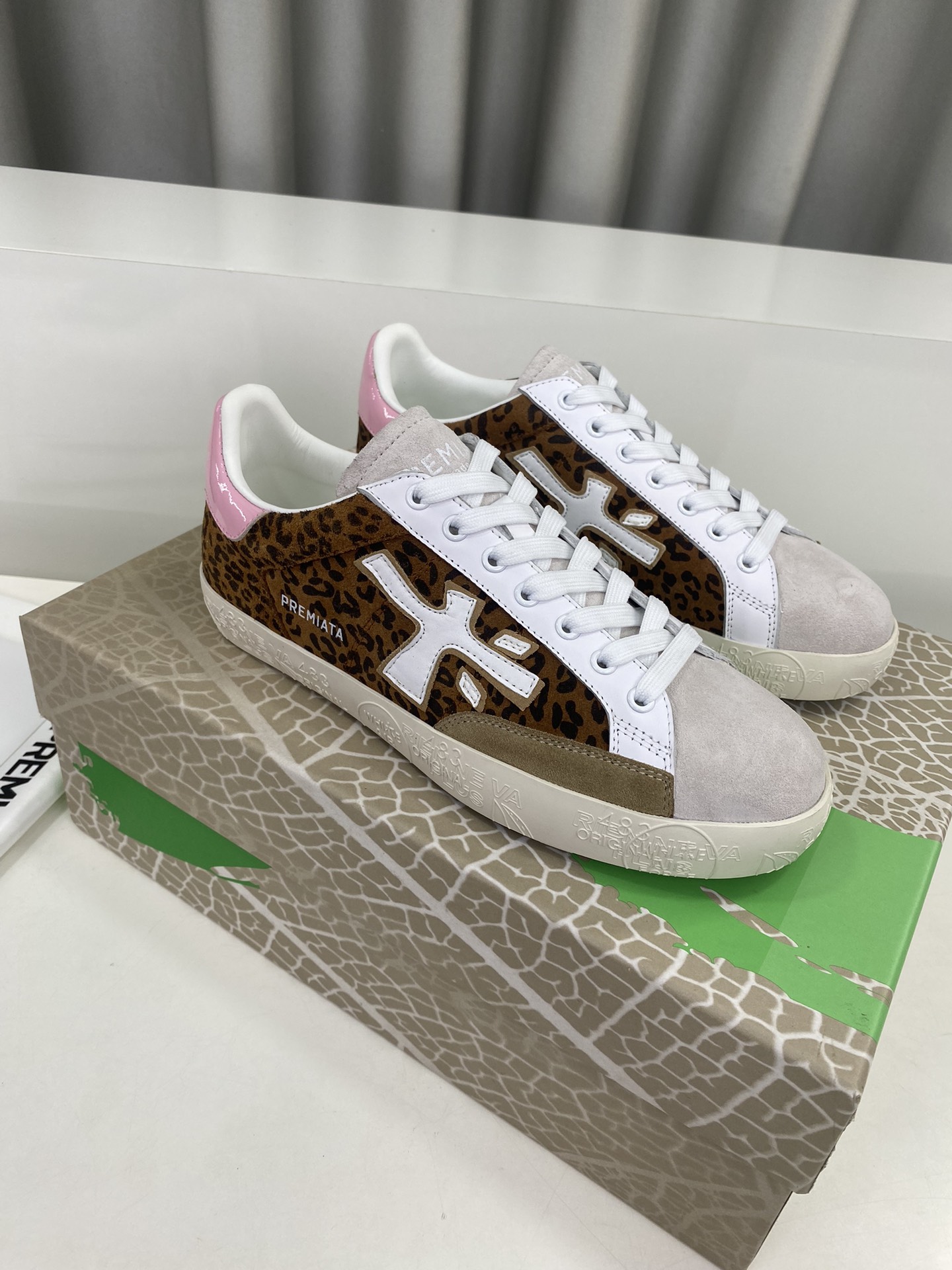 Premiata Male Basic Shoes M-l