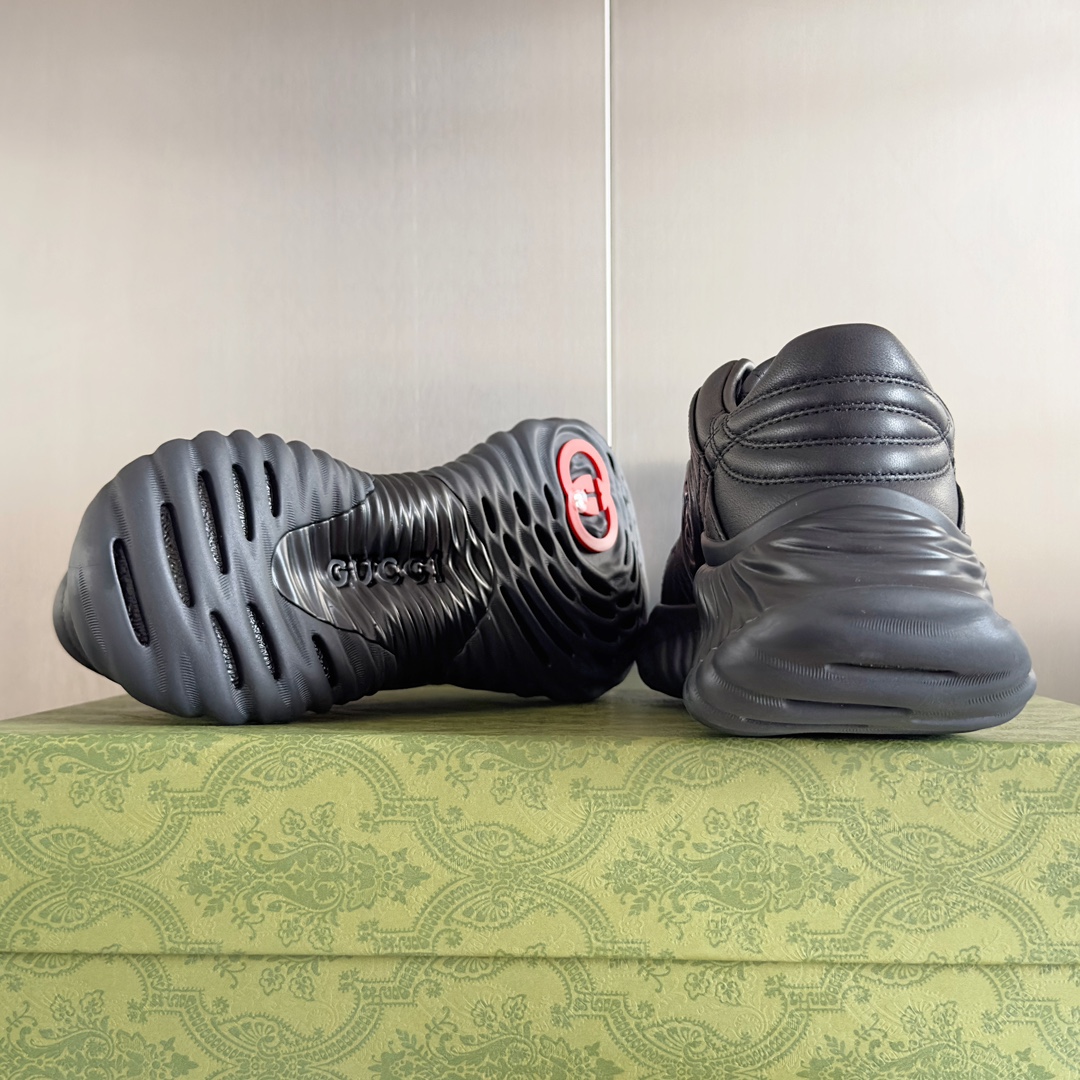 Gucci Male Sneakers M-l-s