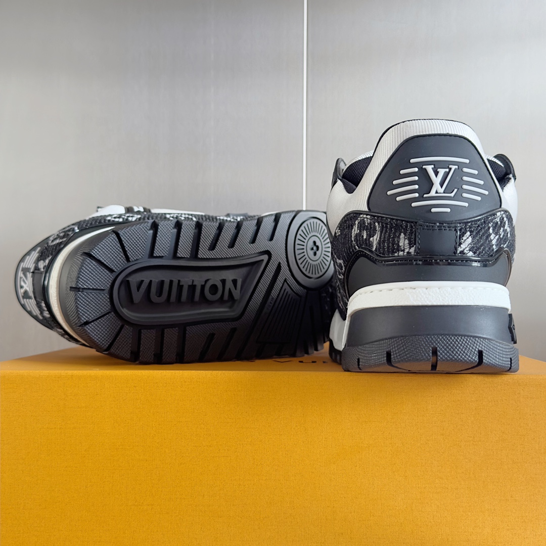 Louis Vuitton Male Board Shoes Breathable M-l-s