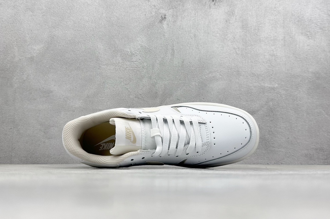 Nike Board Shoes White M-l