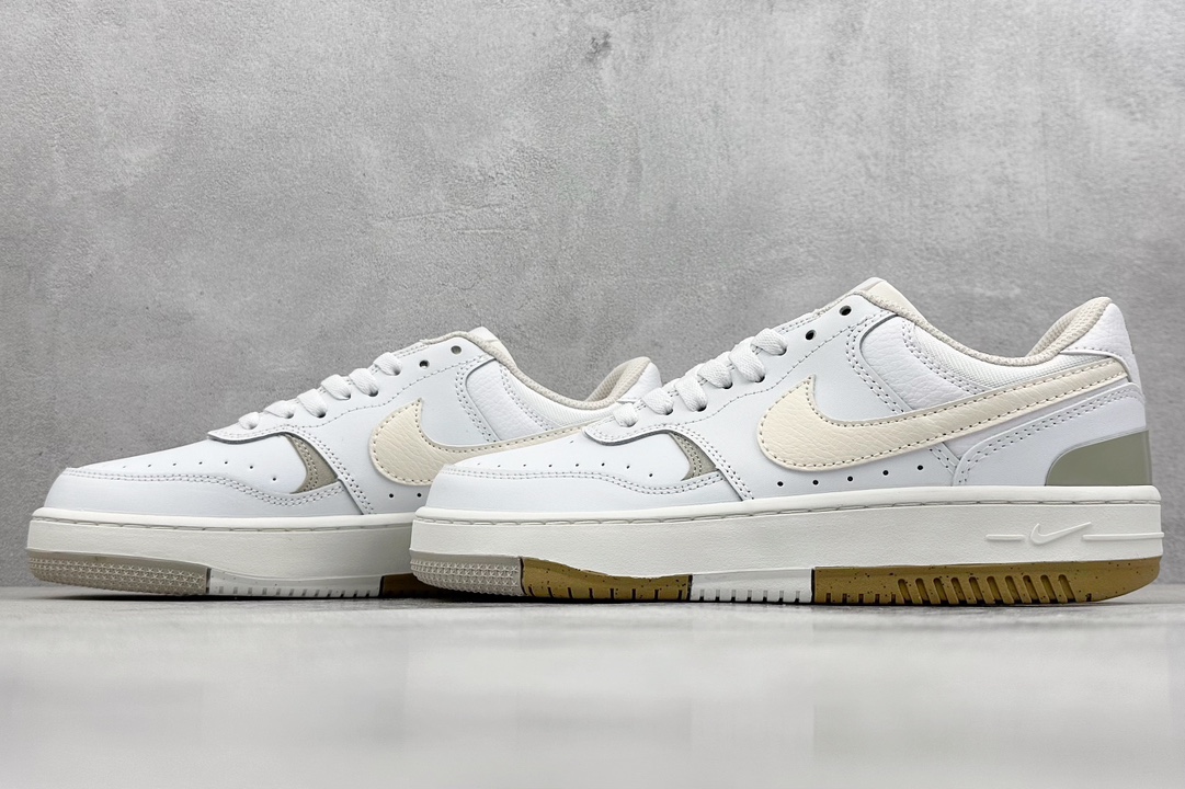 Nike Board Shoes White M-l