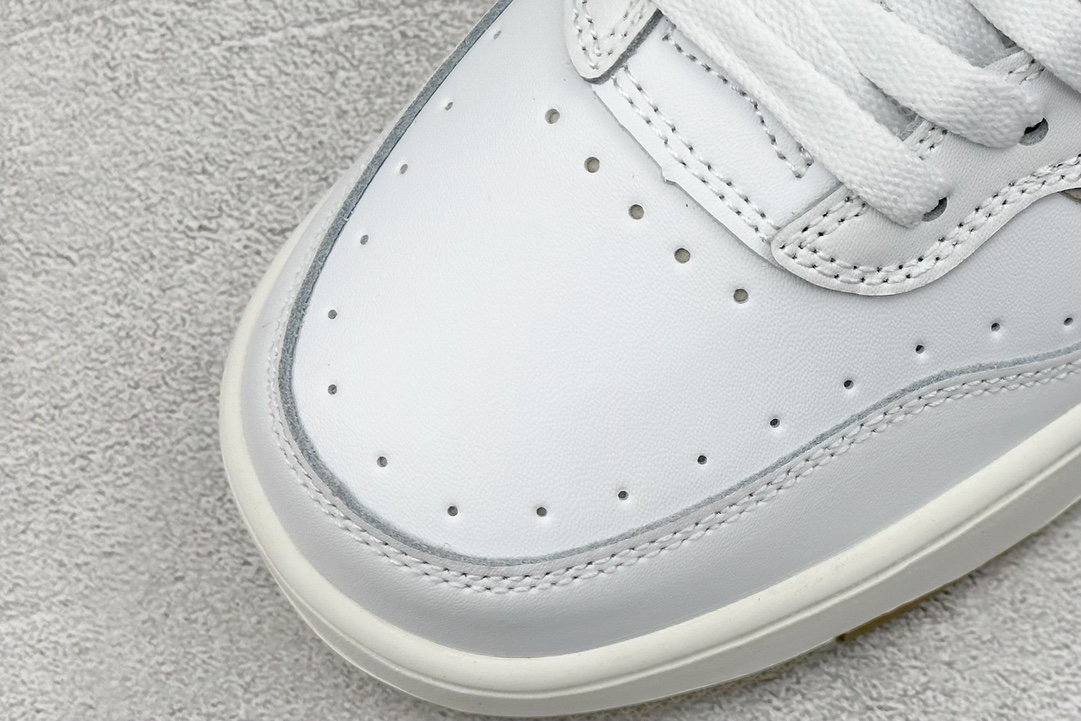 Nike Board Shoes White M-l