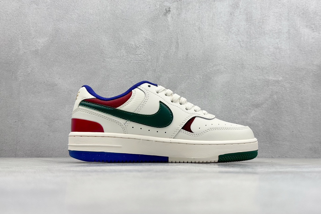 Nike Board Shoes White M-l