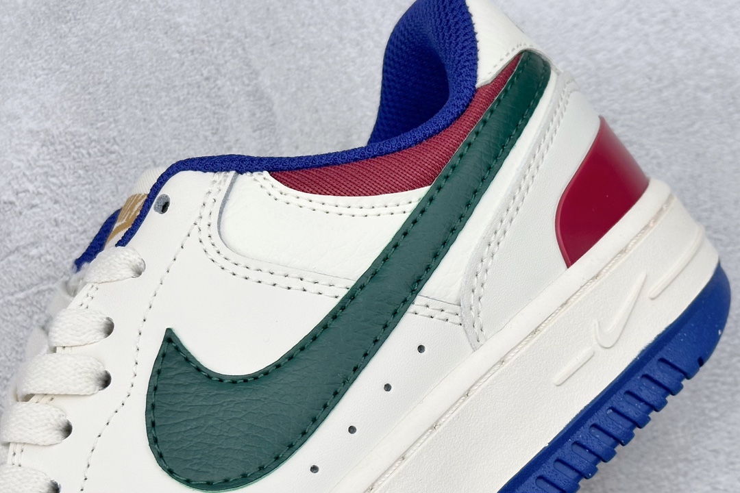 Nike Board Shoes White M-l