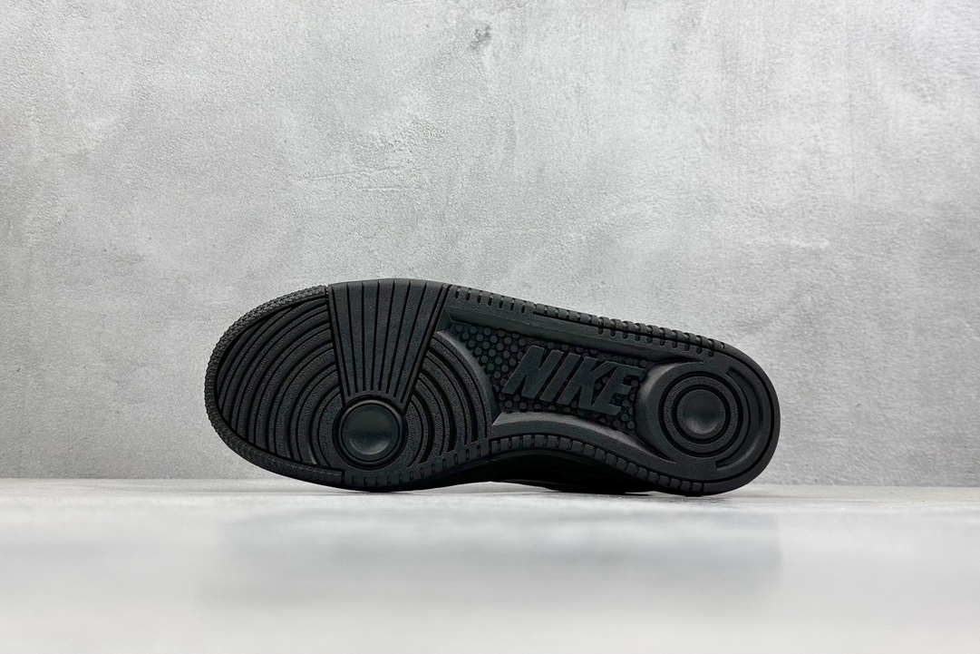 Nike Board Shoes White M-l