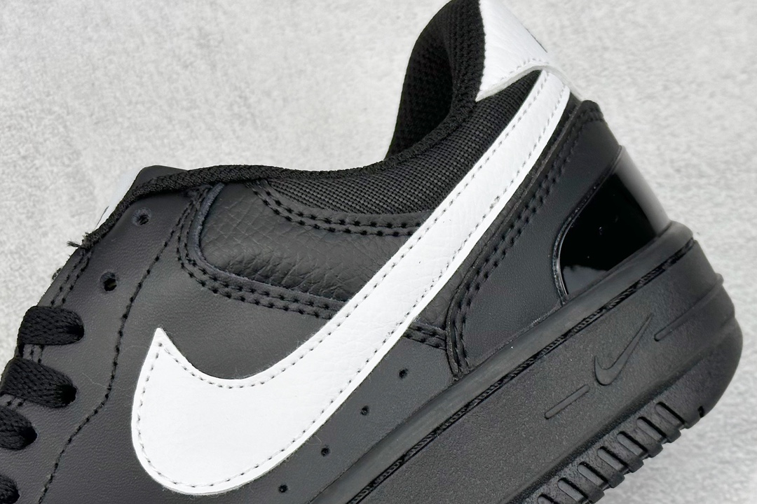 Nike Board Shoes White M-l