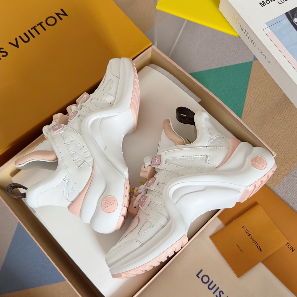 Louis Vuitton Female Sneakers M-l-s