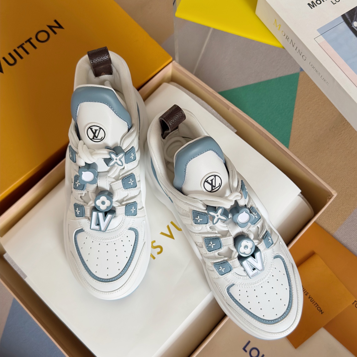 Louis Vuitton Female Sneakers M-l-s