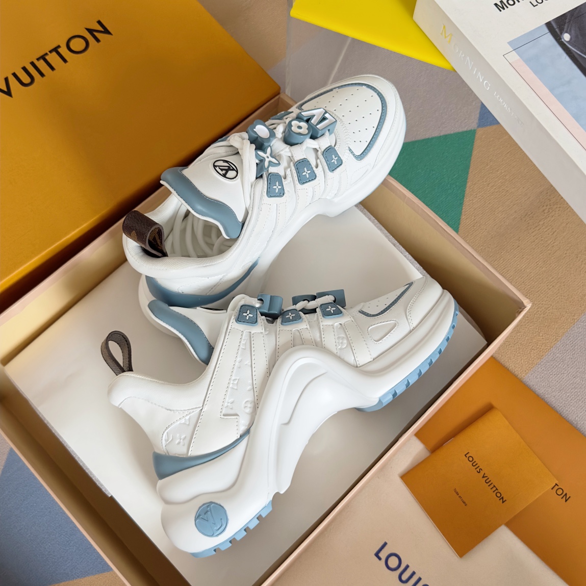 Louis Vuitton Female Sneakers M-l-s