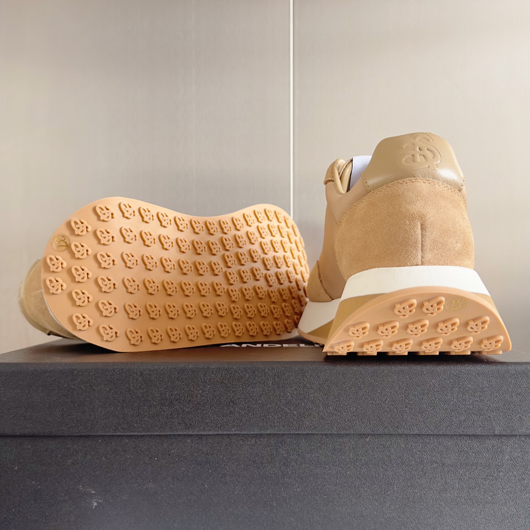 Female Sneakers M-l-s
