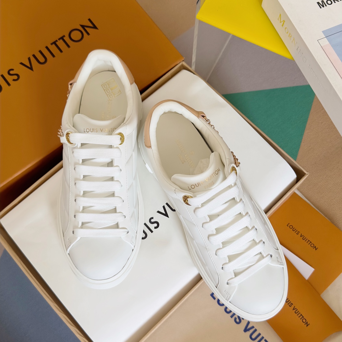 Louis Vuitton Female Sneakers M-l-s
