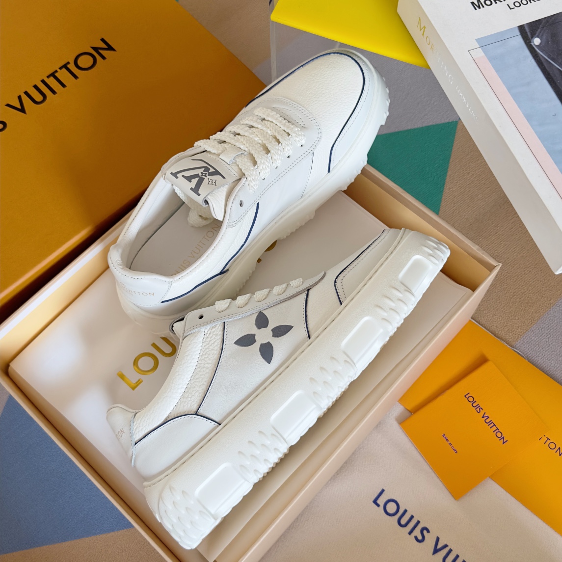 Louis Vuitton Male Sneakers M-l-s
