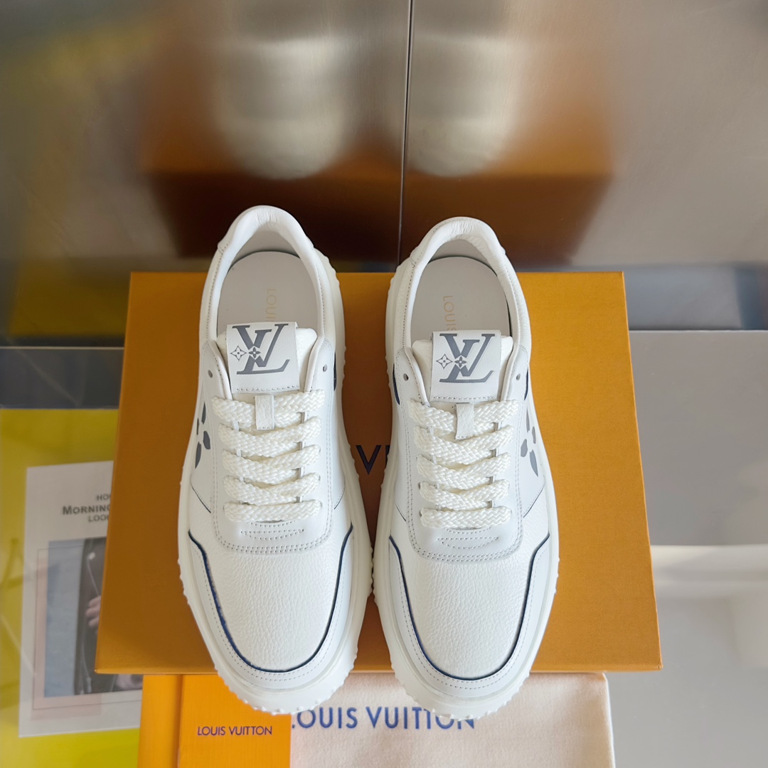 Louis Vuitton Male Sneakers M-l-s
