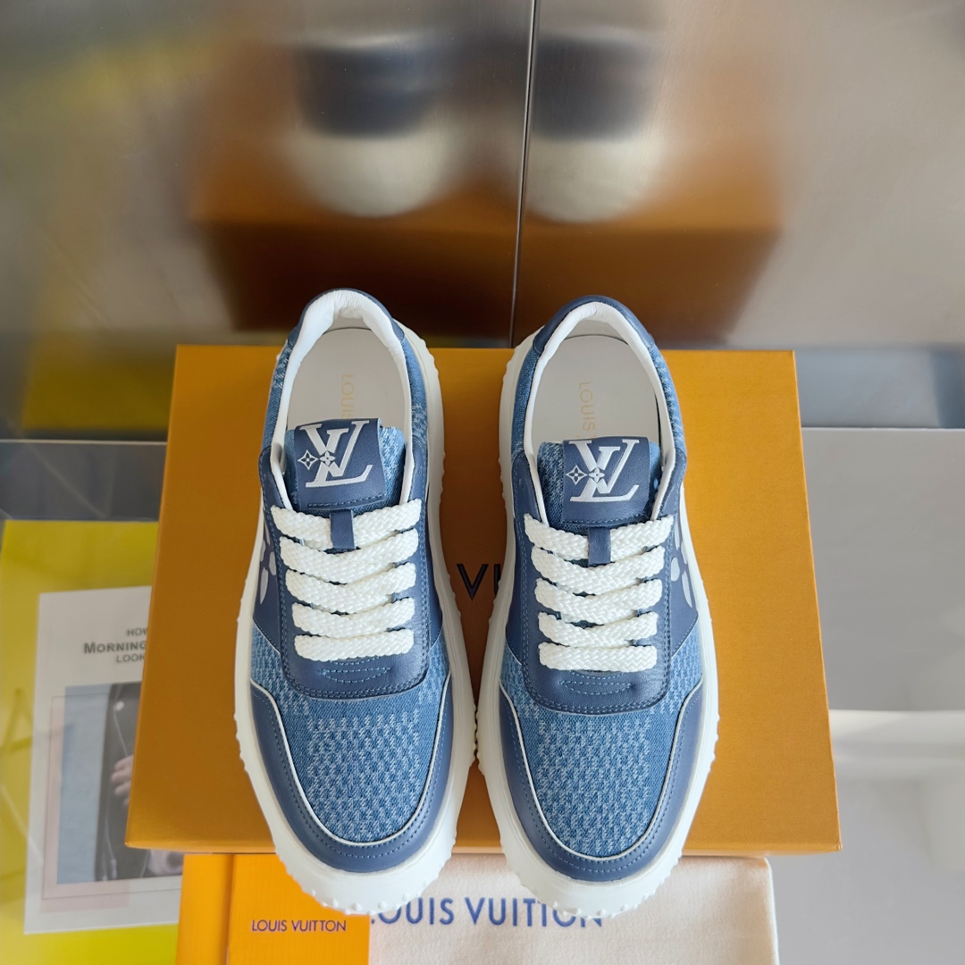 Louis Vuitton Male Sneakers M-l-s