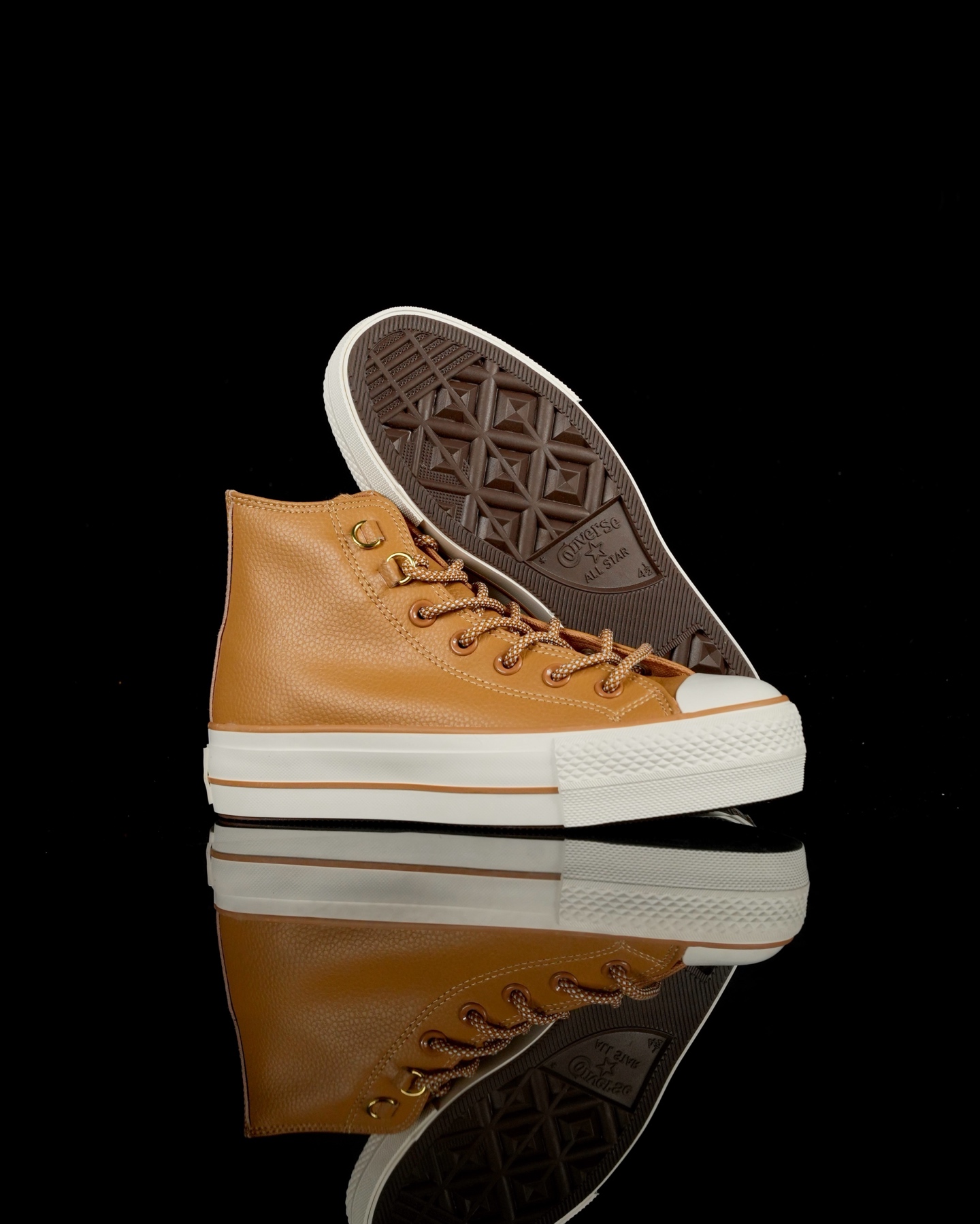 Converse Basic Shoes Brown L-s