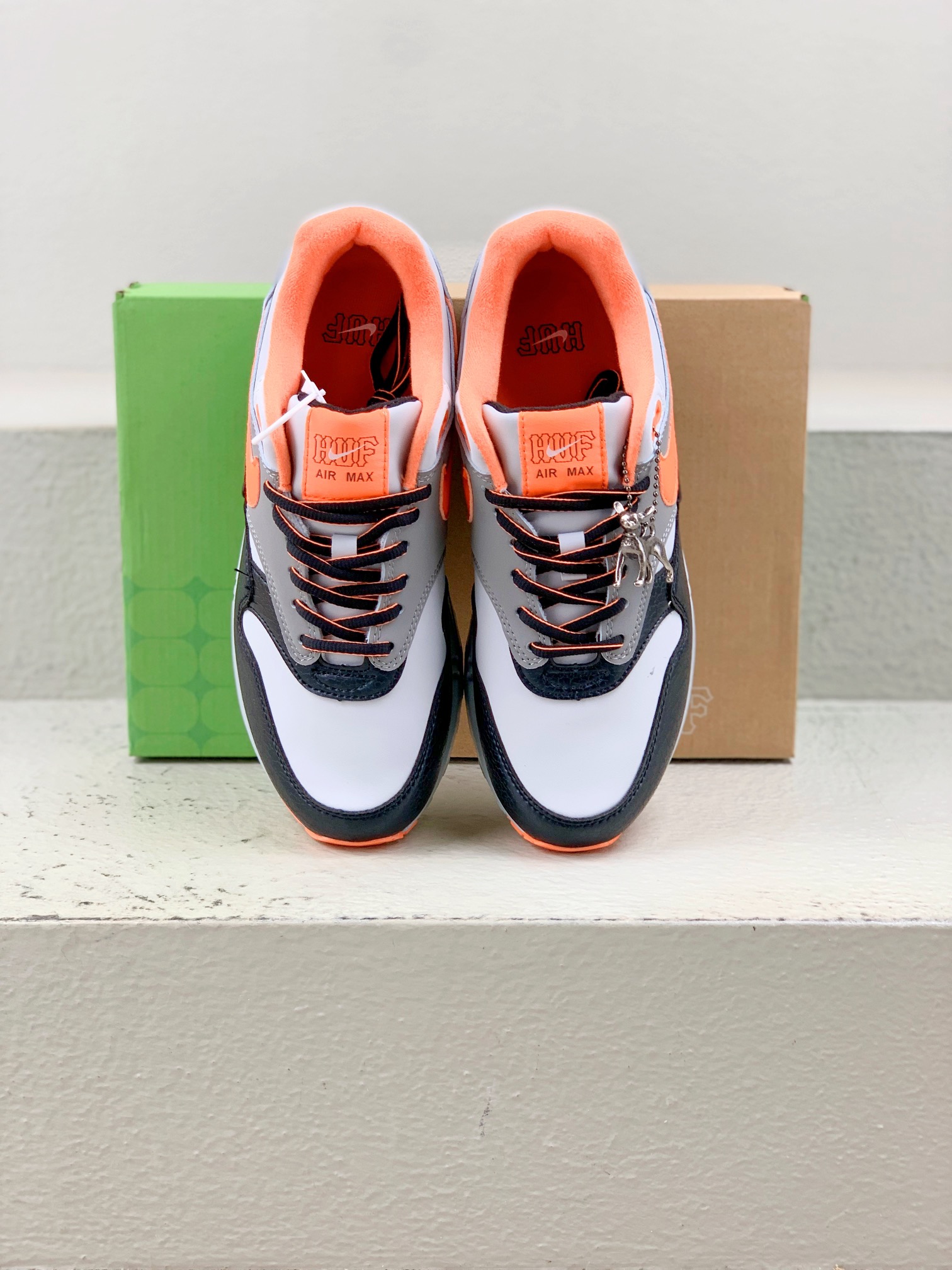 Nike Male Running Shoes Gray M-l