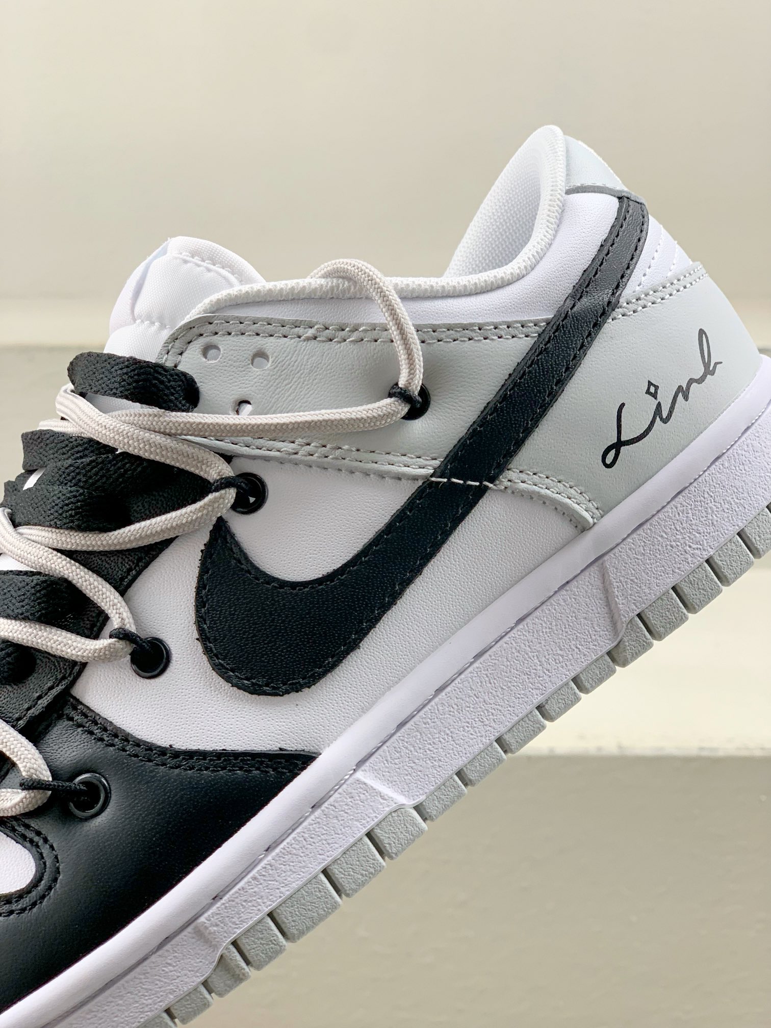 Nike Female Board Shoes M-l-s