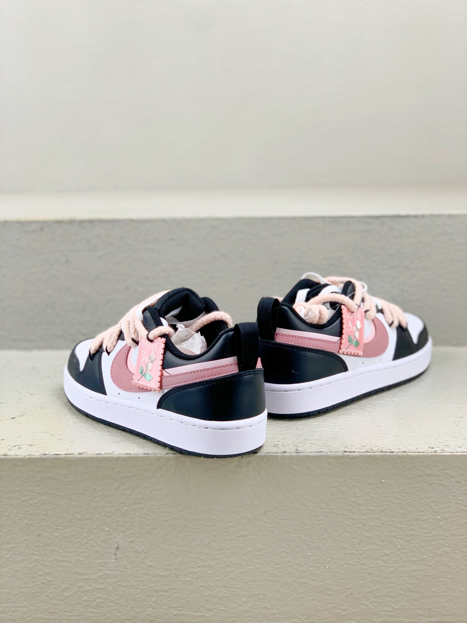 Calvin Klein Nike Female Board Shoes L-s