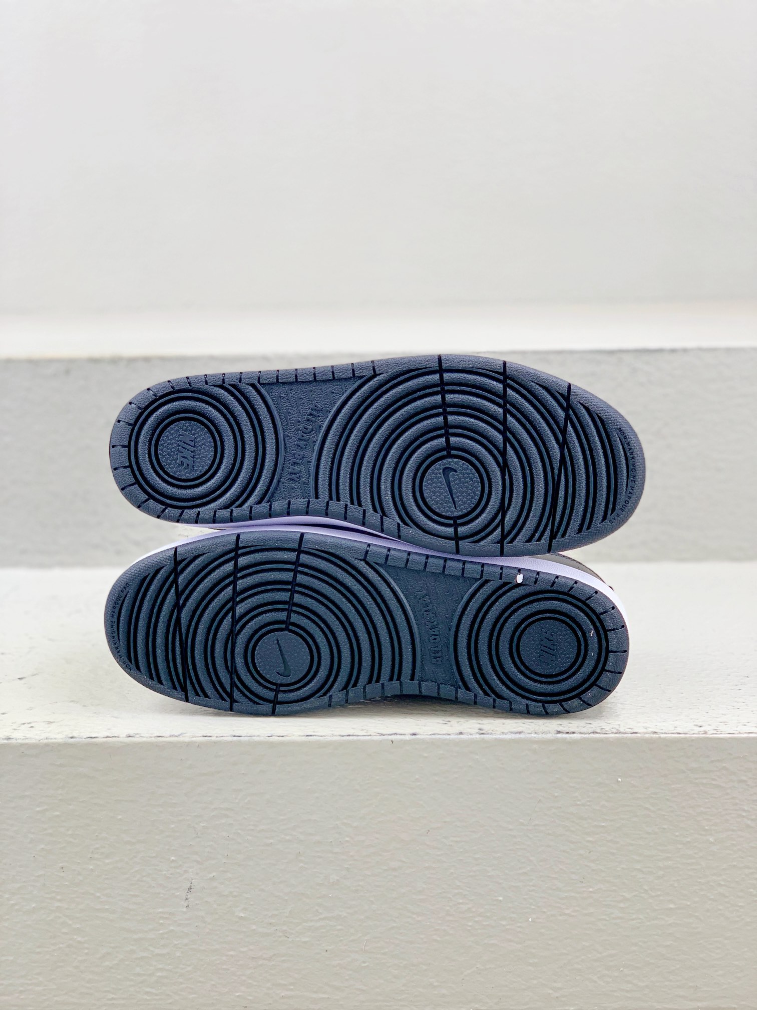 Calvin Klein Nike Female Board Shoes L-s