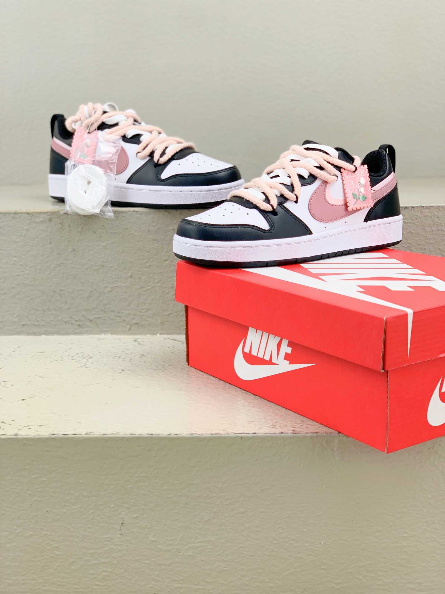 Calvin Klein Nike Female Board Shoes L-s