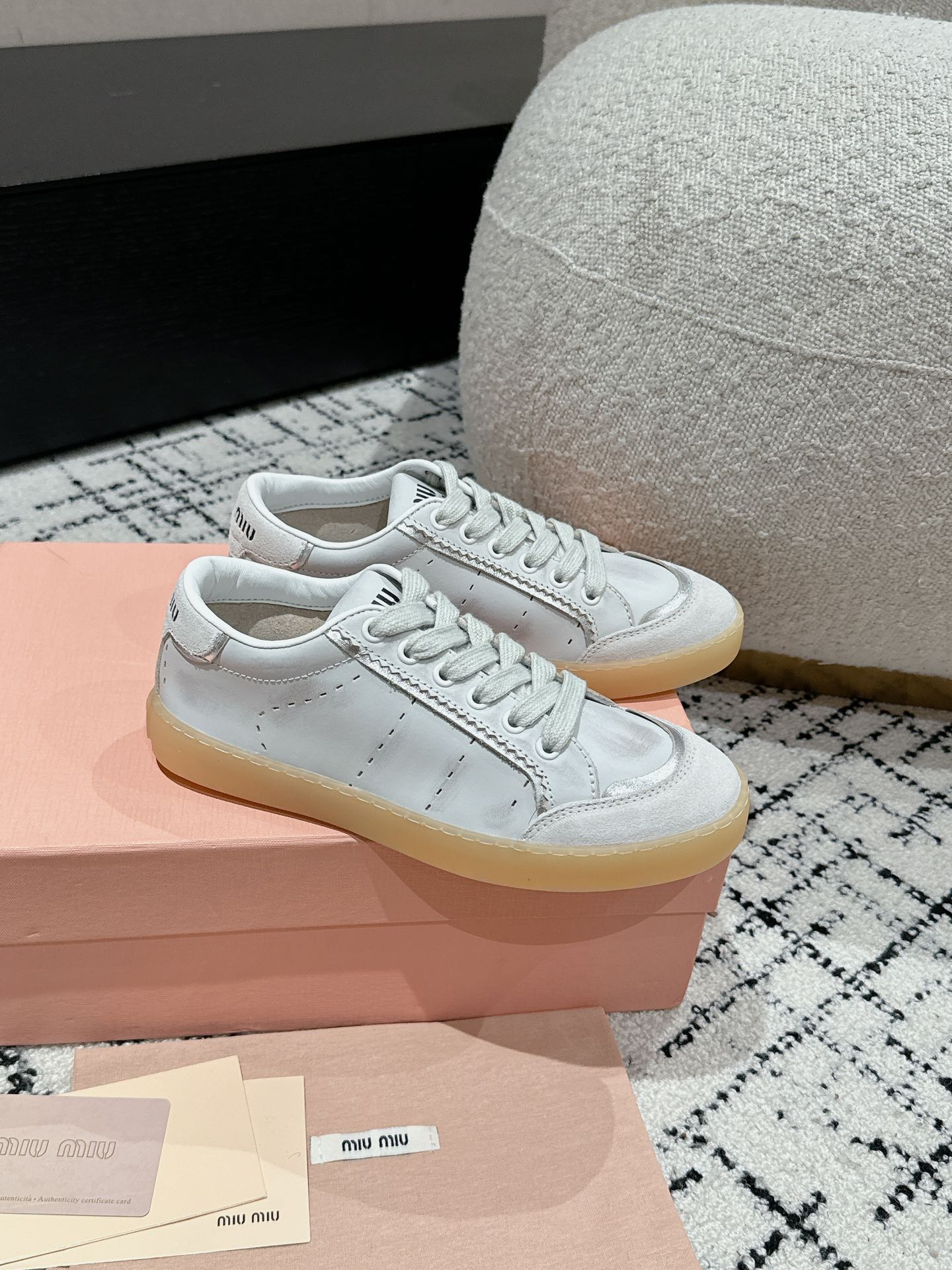 Miu Miu Board Shoes M-s