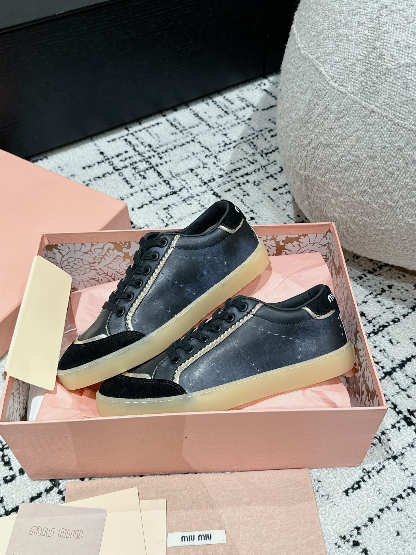 Miu Miu Board Shoes M-s