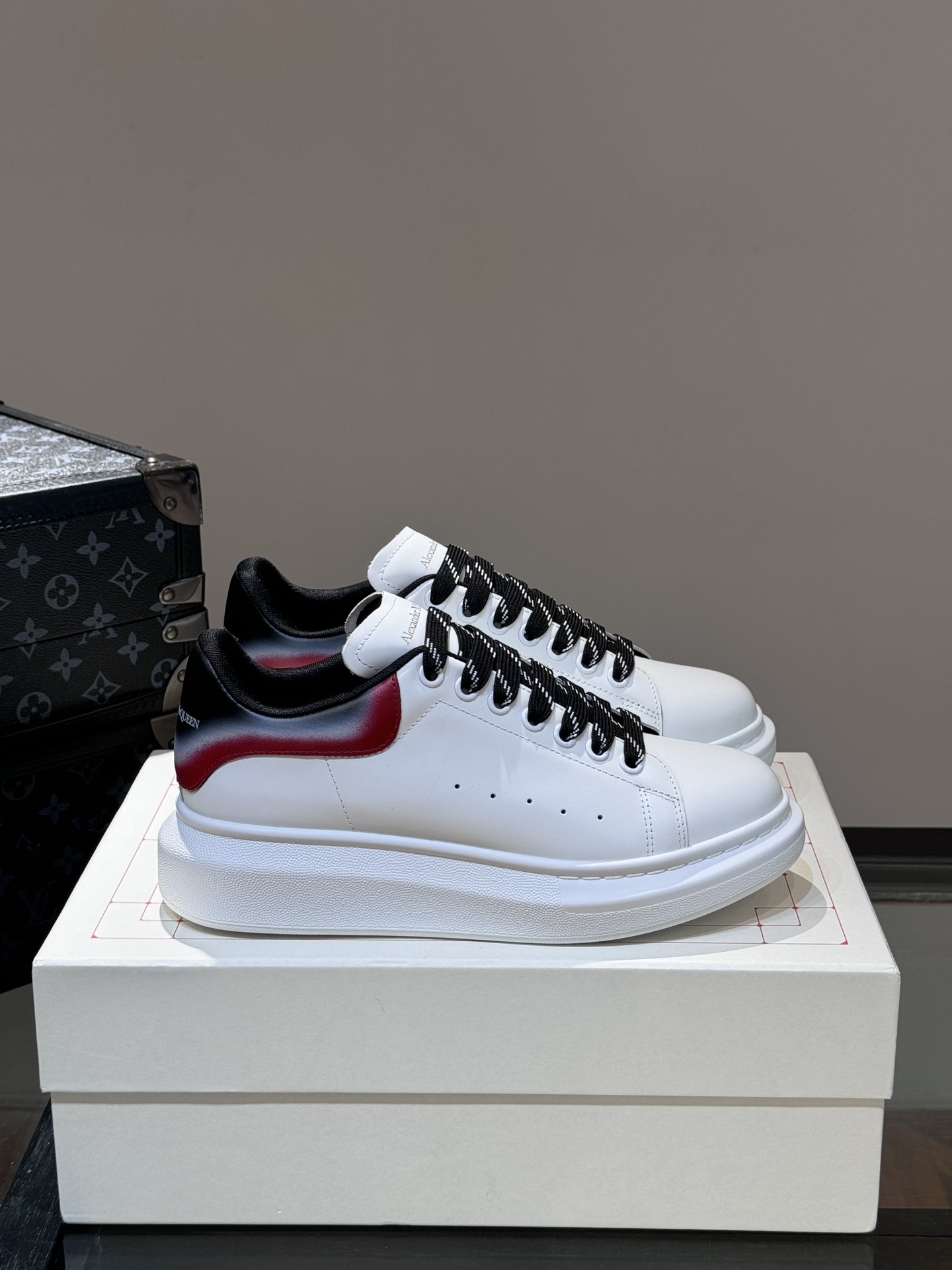 Alexander Mcqueen Male Basic Shoes Black M-l-s