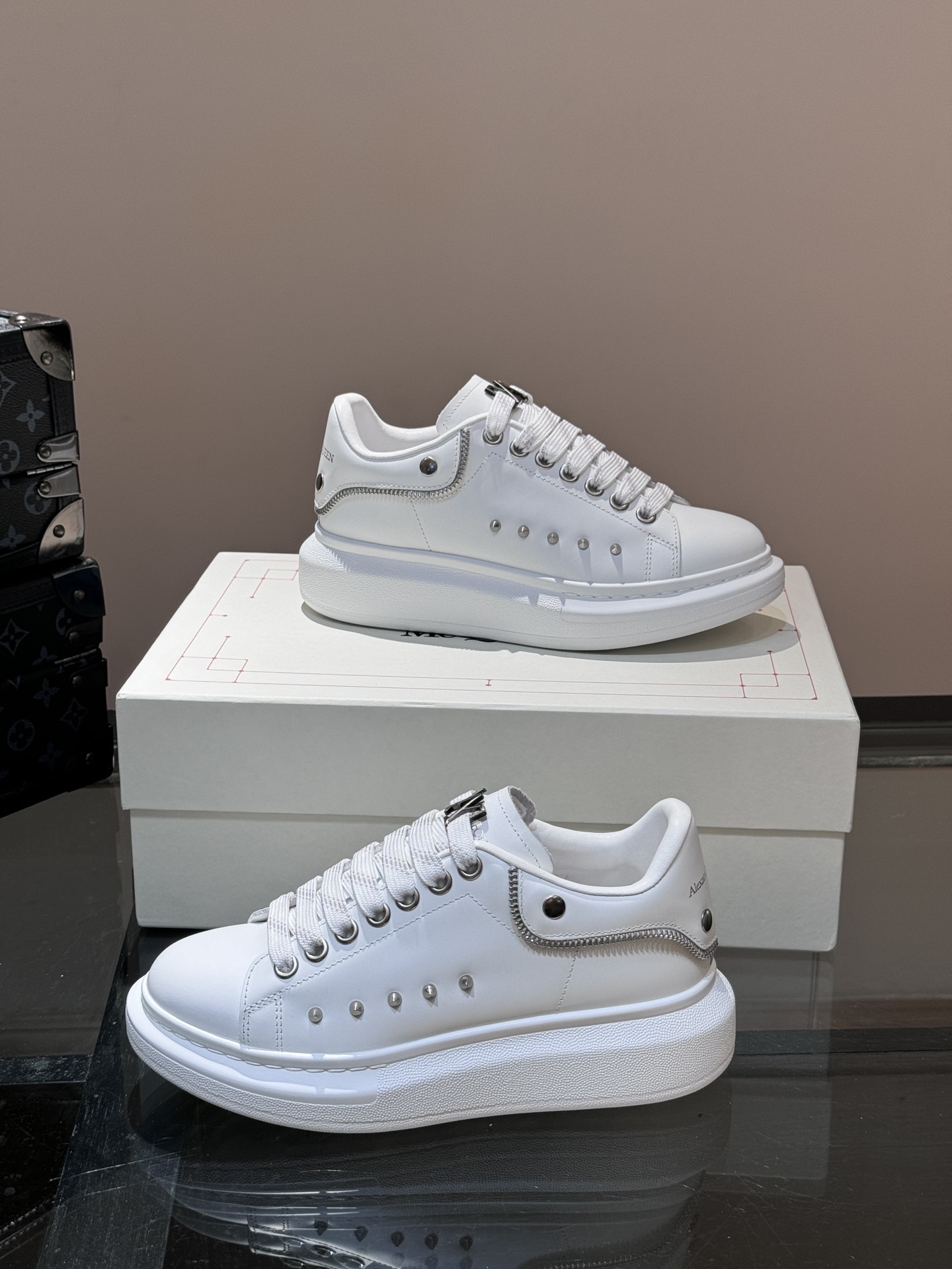Alexander Mcqueen Male Basic Shoes Black M-l-s