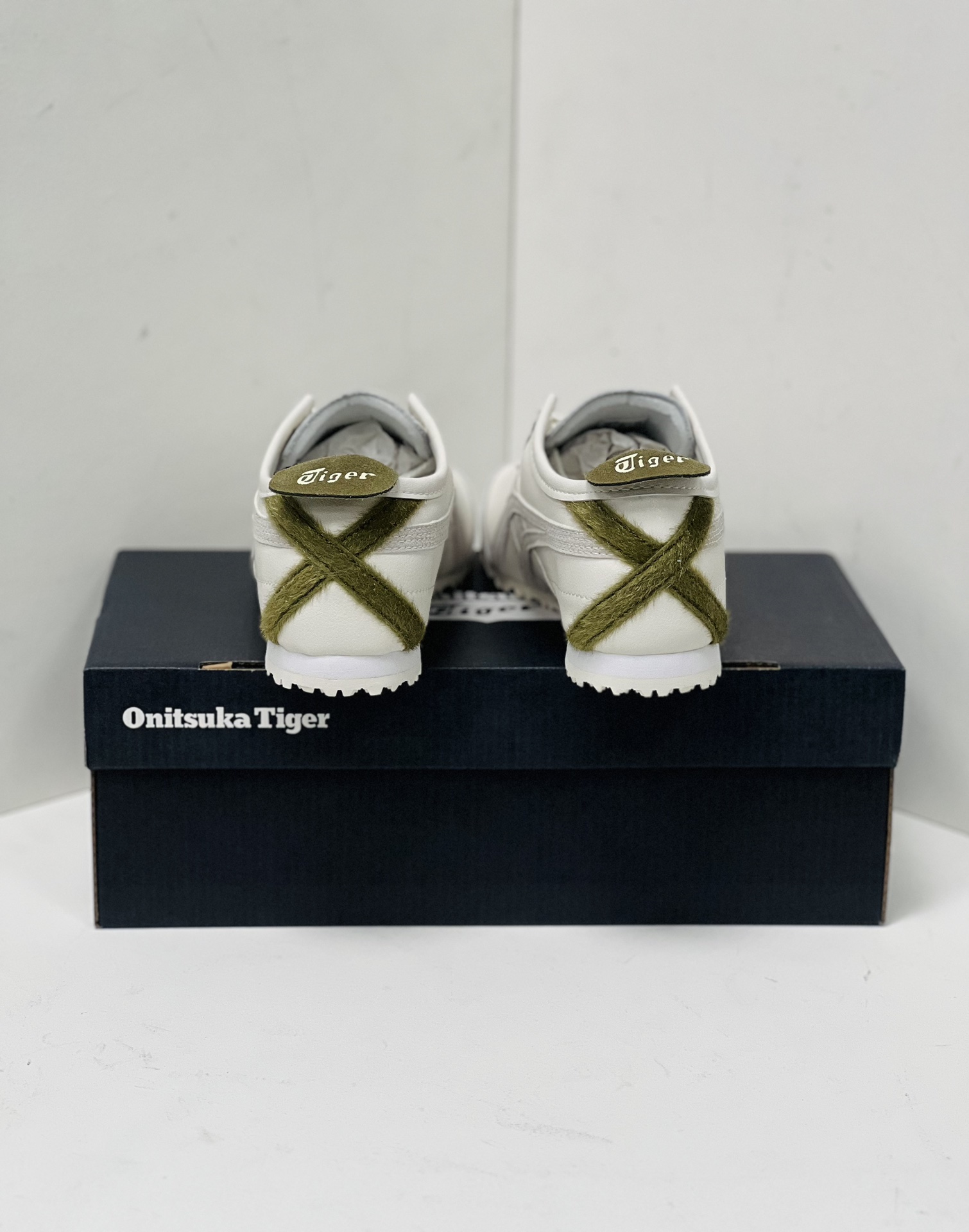 Onitsuka Tiger Basic Shoes M-s