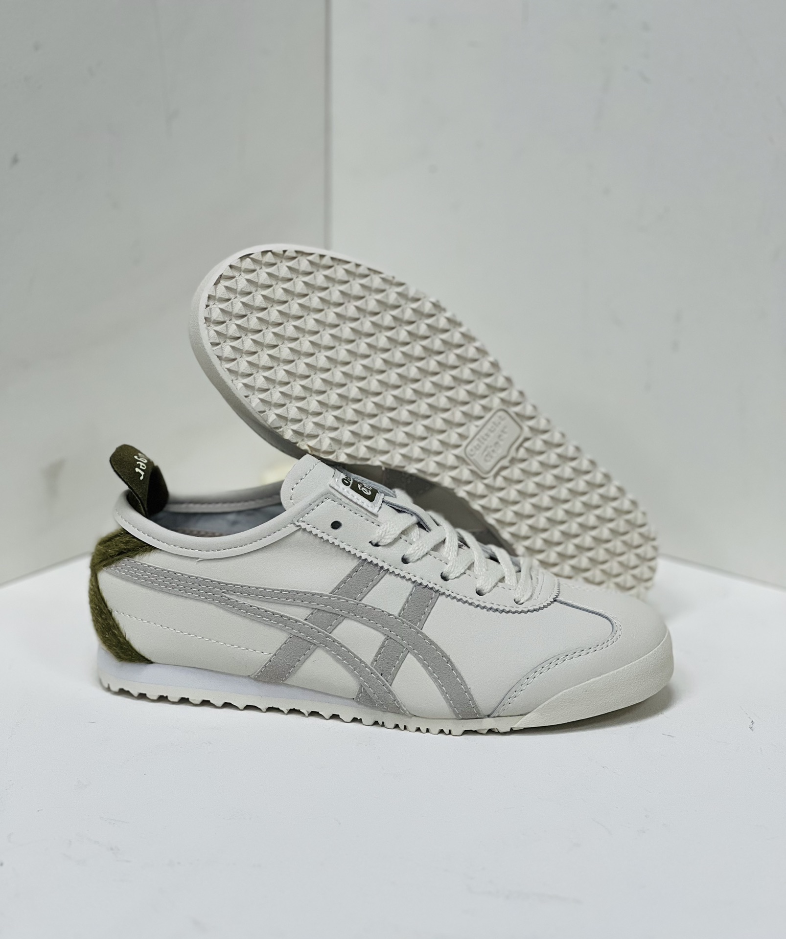 Onitsuka Tiger Basic Shoes M-s