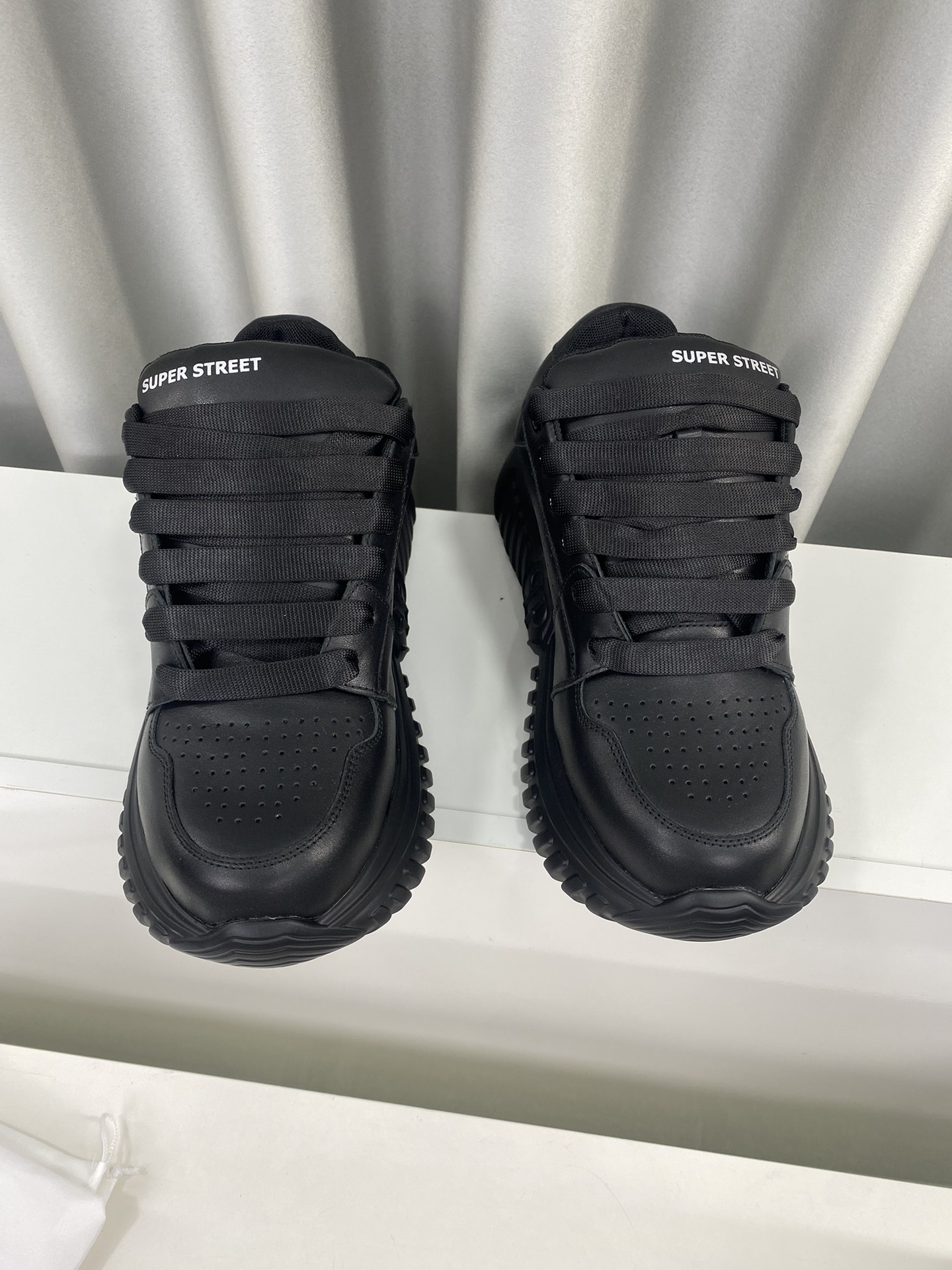 Male Sneakers Breathable L