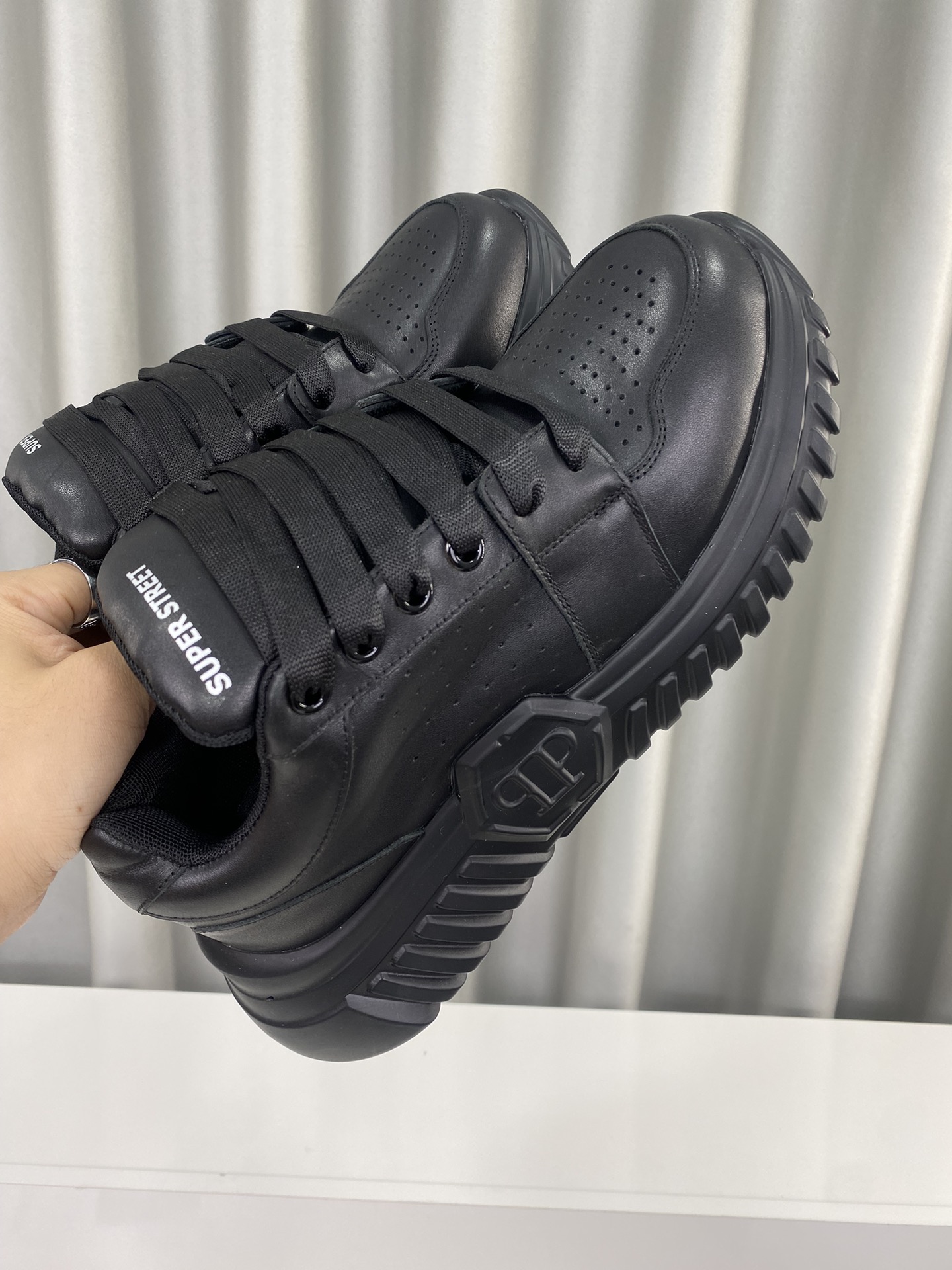 Male Sneakers Breathable L