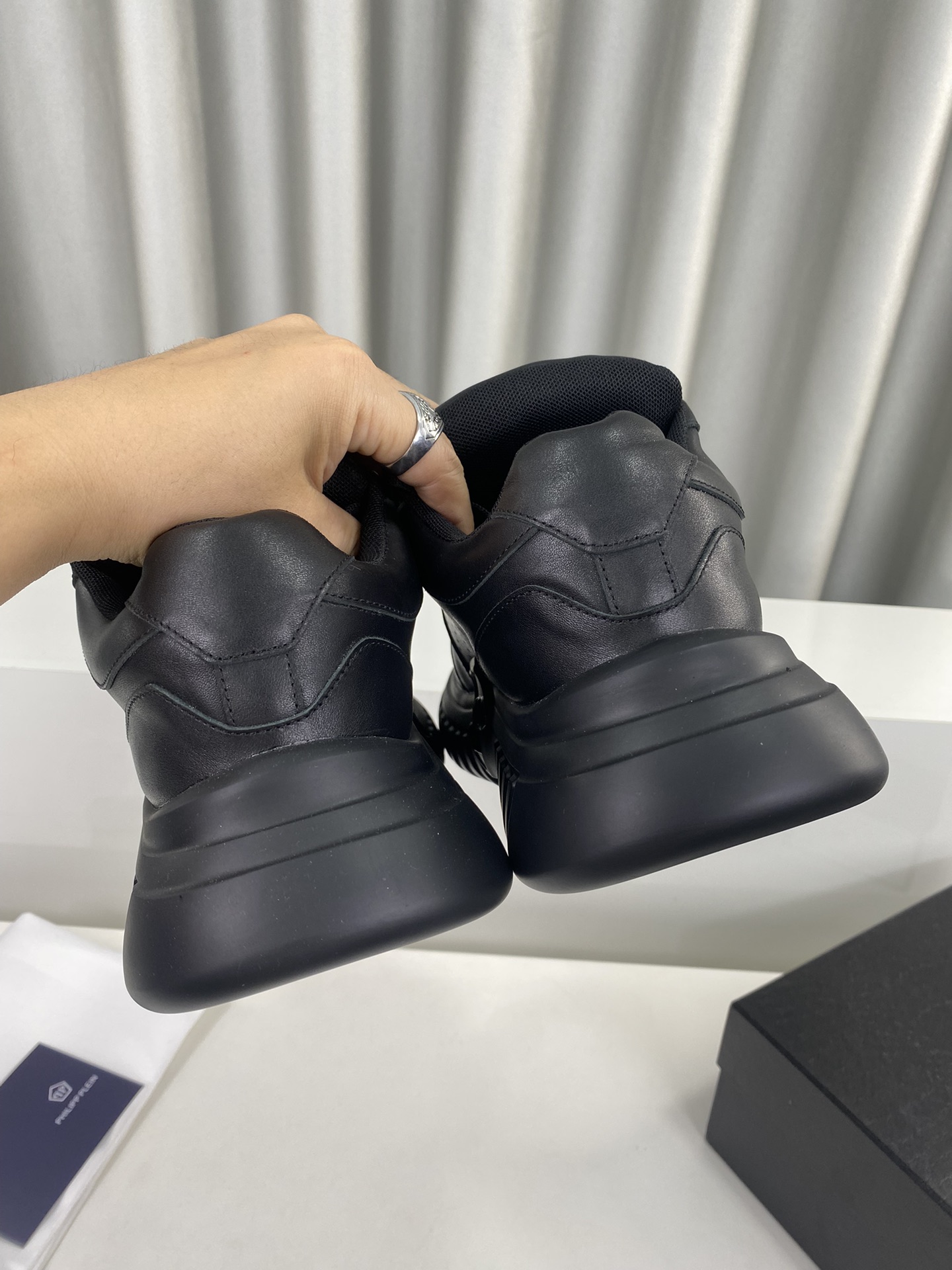 Male Sneakers Breathable L