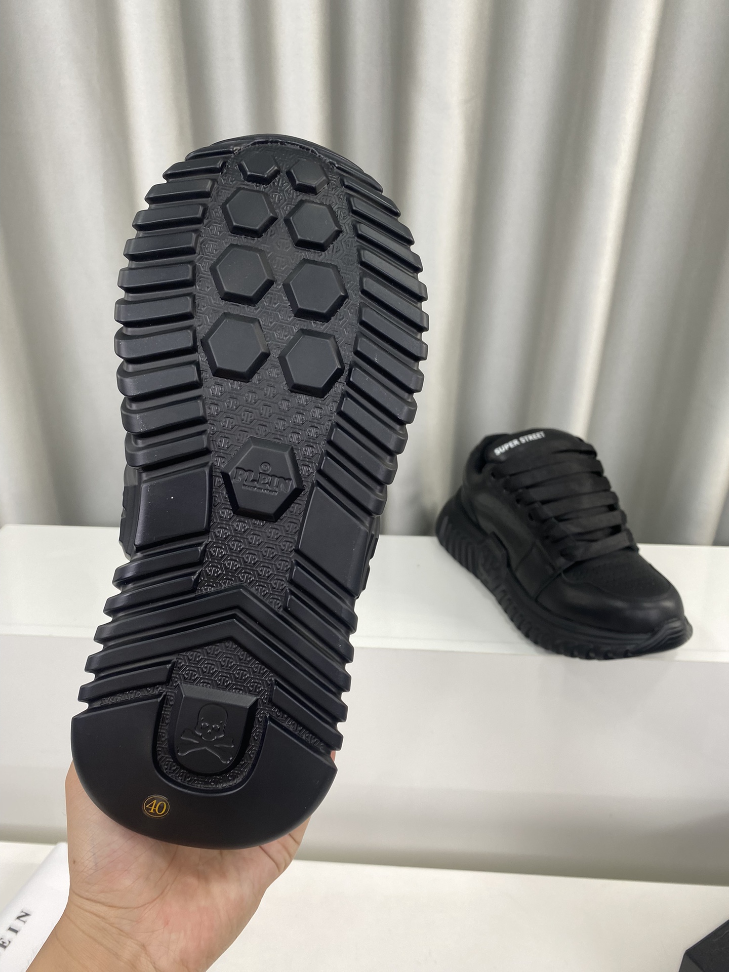 Male Sneakers Breathable L