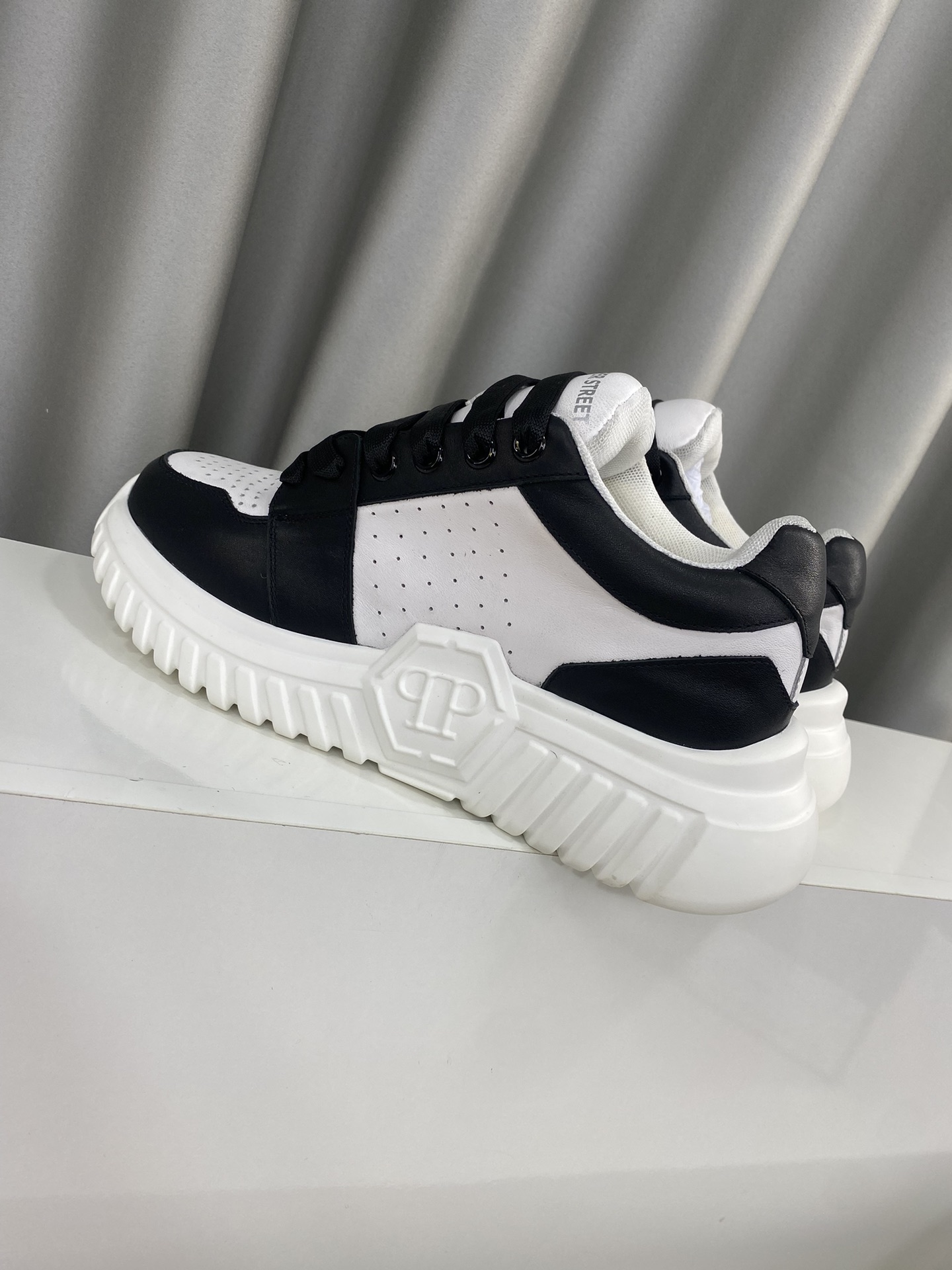 Male Sneakers Breathable L