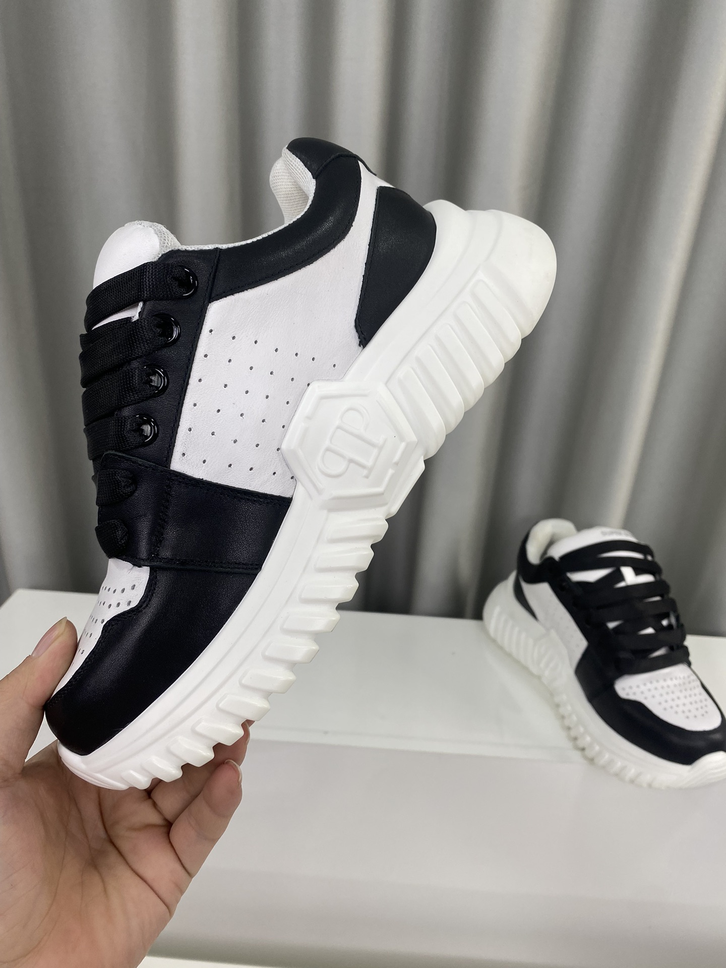 Male Sneakers Breathable L