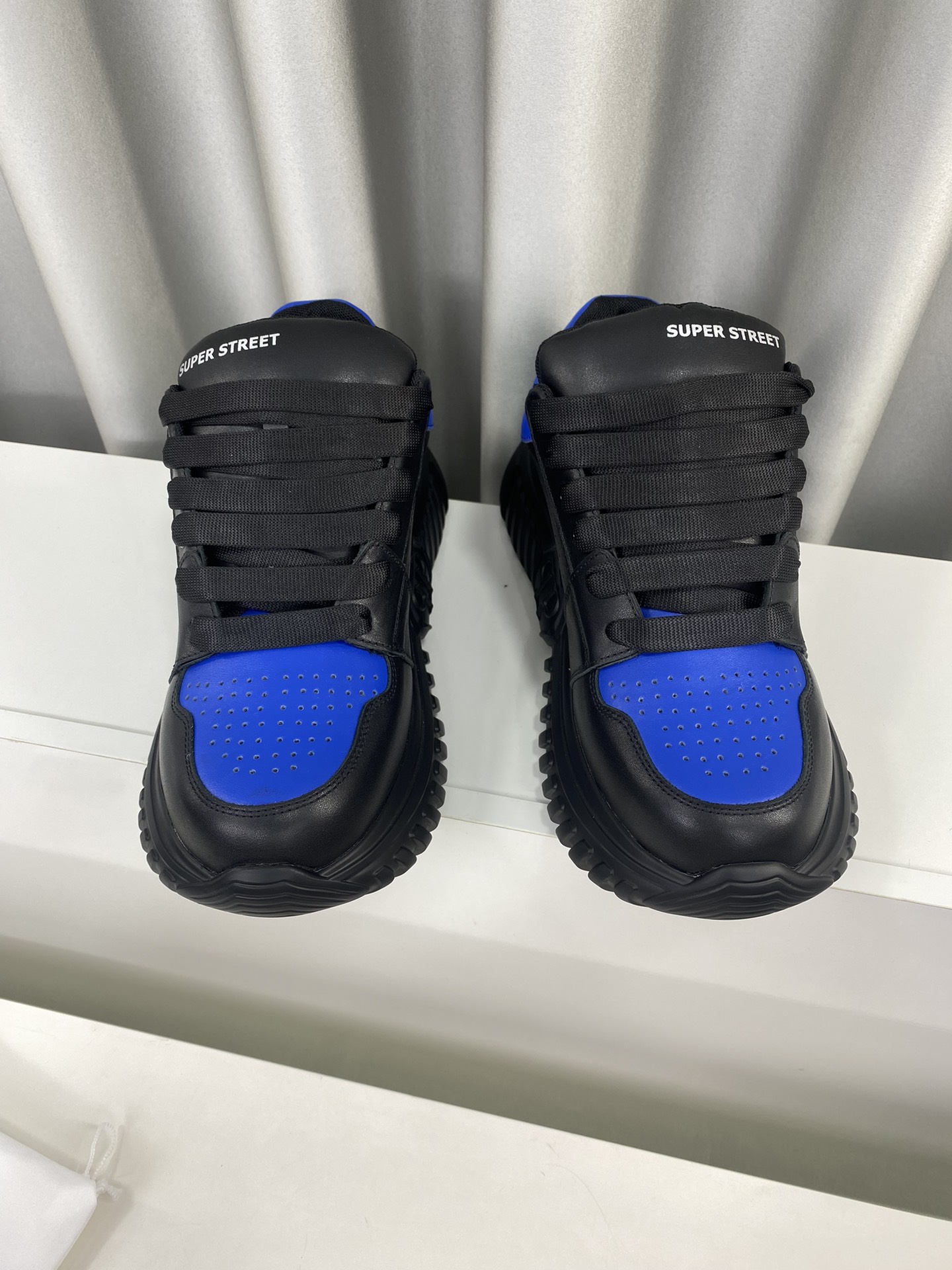 Male Sneakers Breathable L