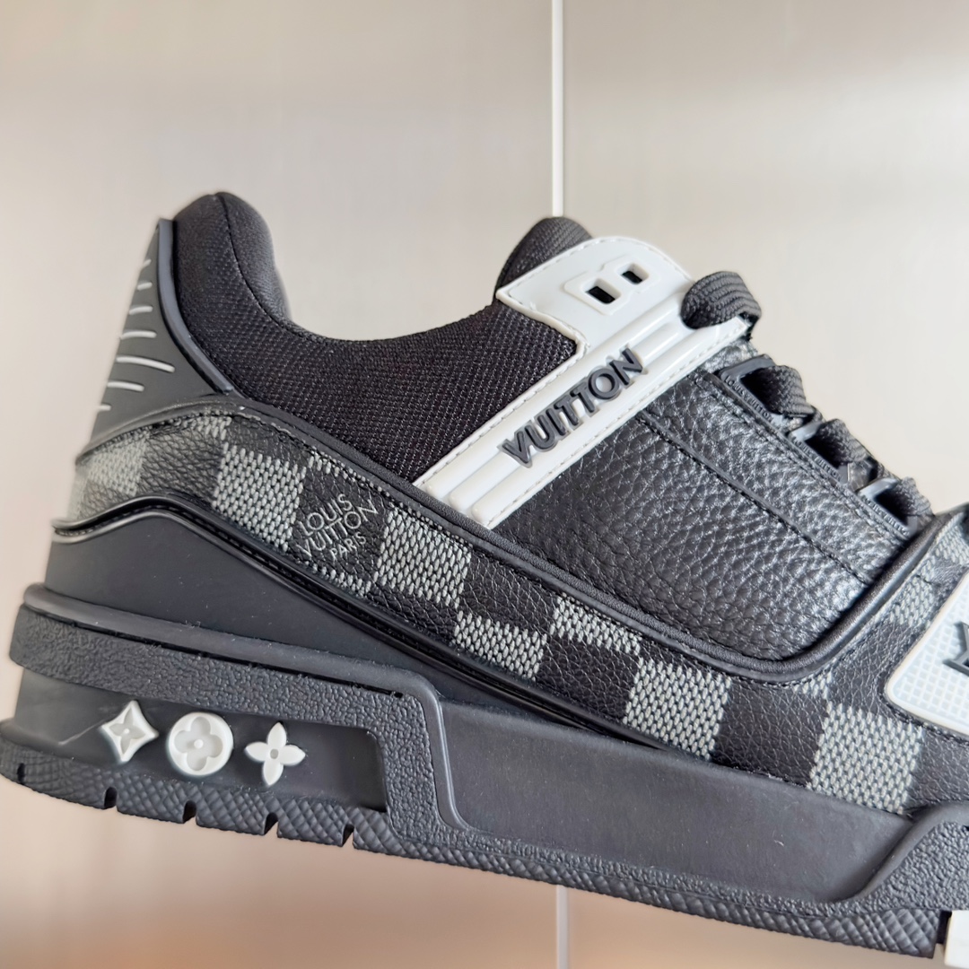 Louis Vuitton Male Board Shoes Breathable M-l-s