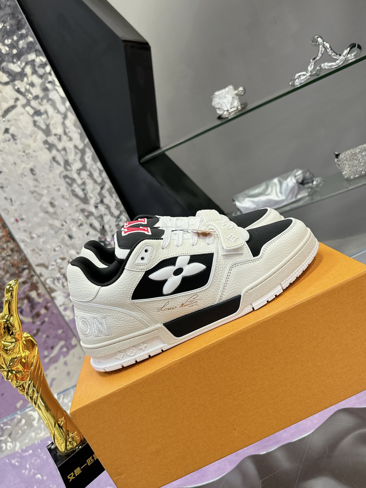 Louis Vuitton Board Shoes M-l-s