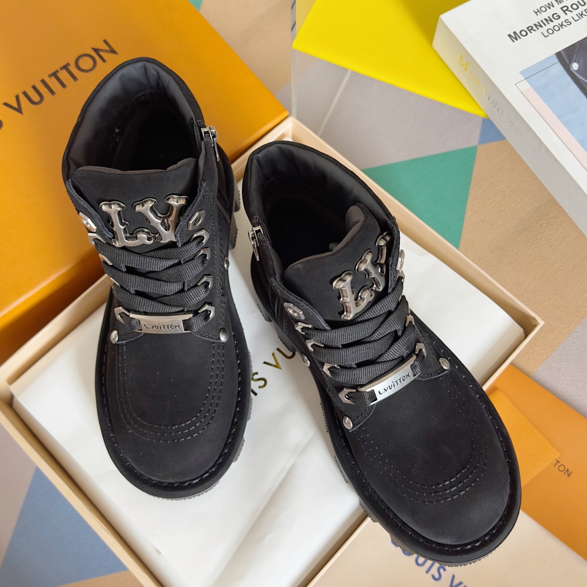 Calvin Klein Dr. Martens Louis Vuitton Male Boots Cow Leather M-l-s