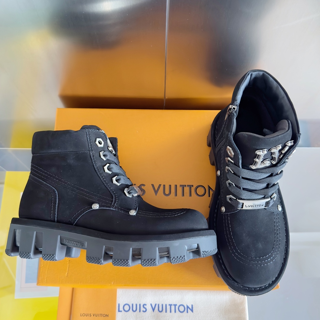 Calvin Klein Dr. Martens Louis Vuitton Male Boots Cow Leather M-l-s