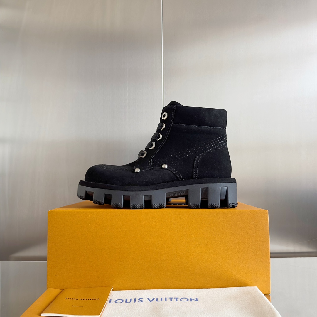 Calvin Klein Dr. Martens Louis Vuitton Male Boots Cow Leather M-l-s