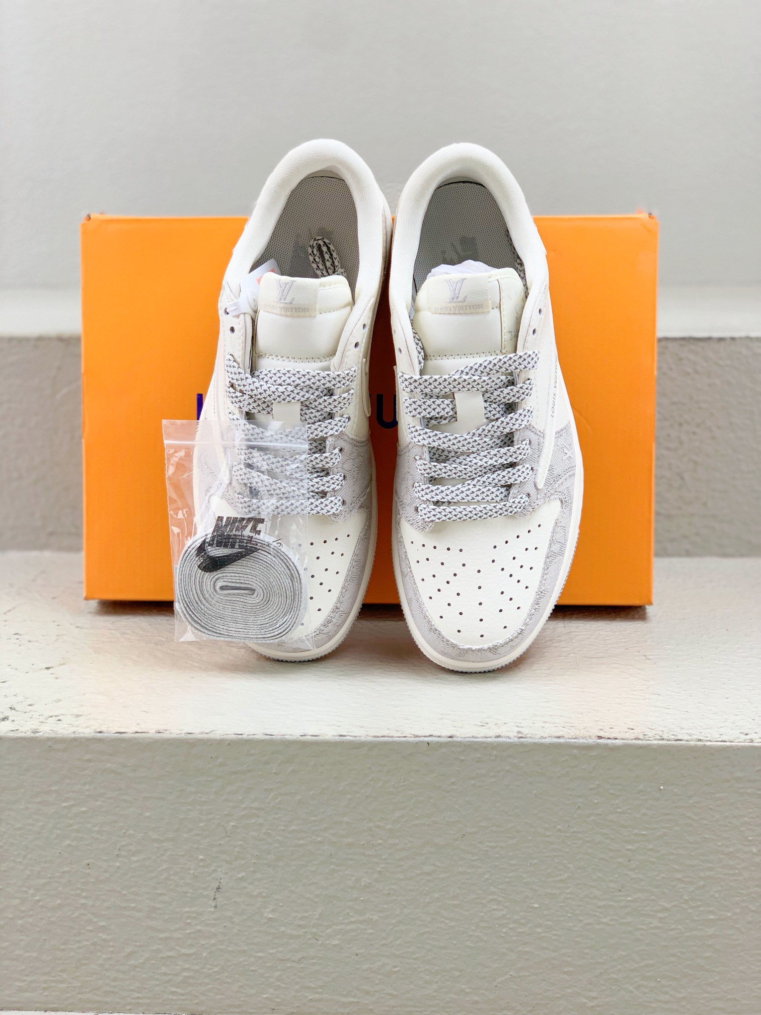 Jordan Nike Basic Shoes L-s