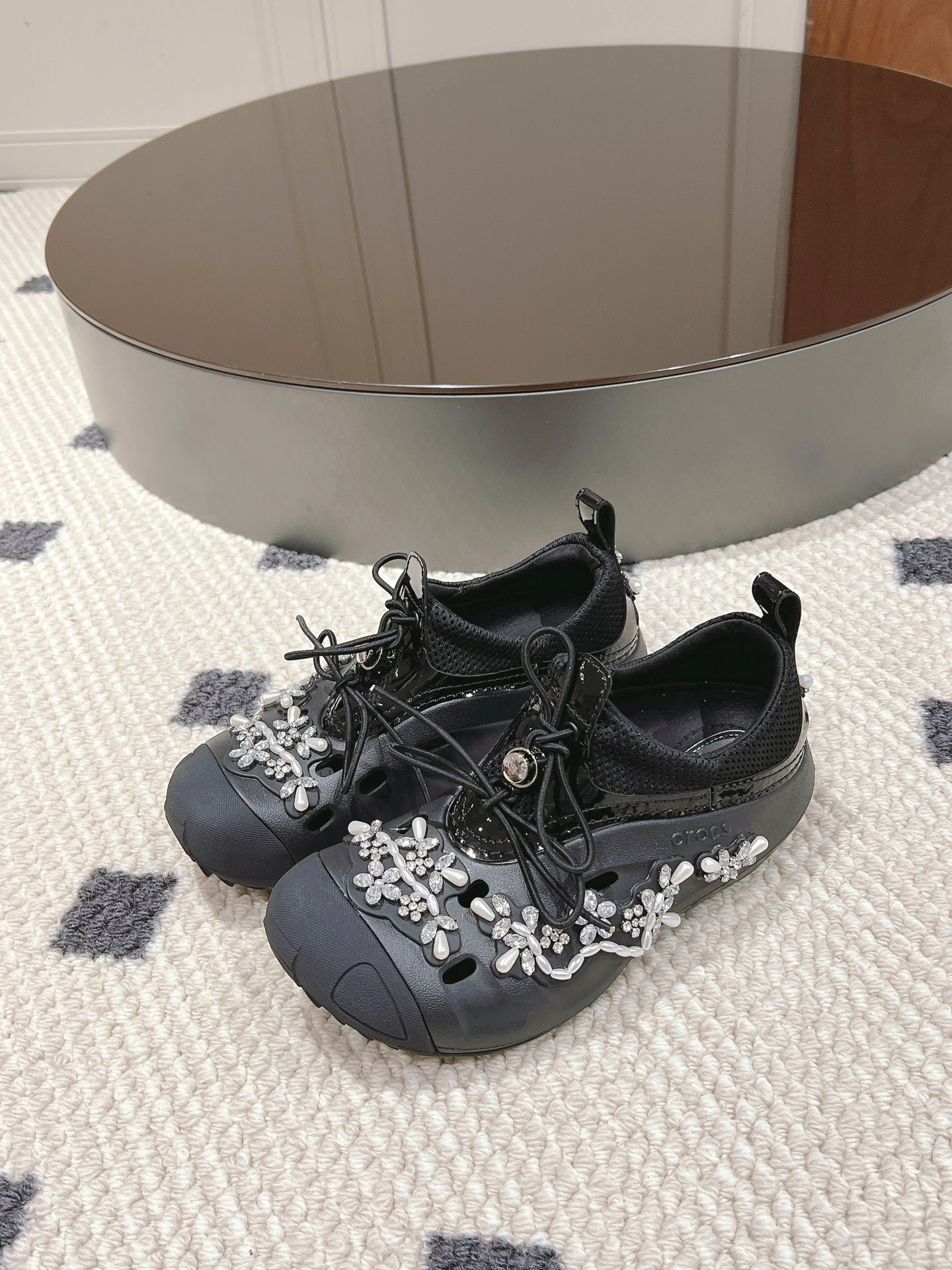 Crocs Female Basic Shoes M-s
