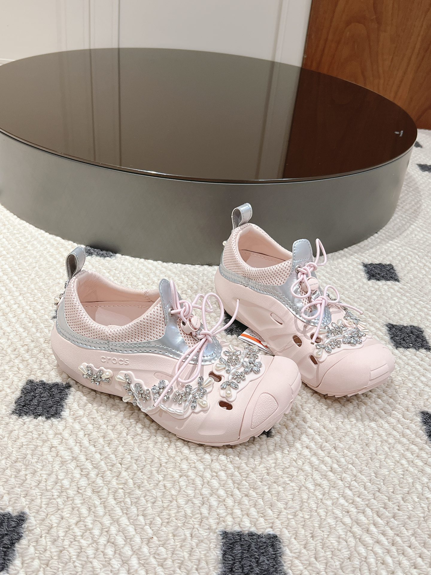 Crocs Female Basic Shoes M-s