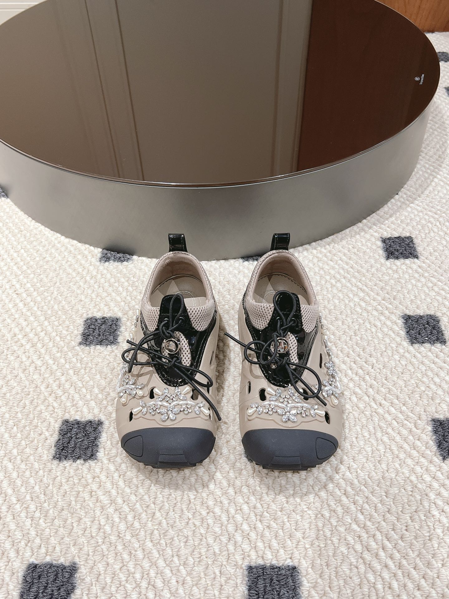 Crocs Female Basic Shoes M-s