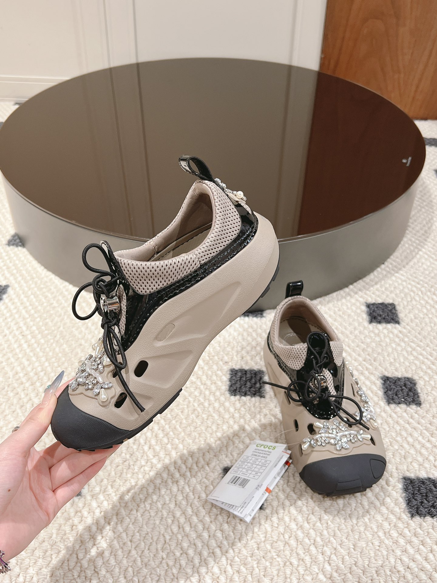Crocs Female Basic Shoes M-s