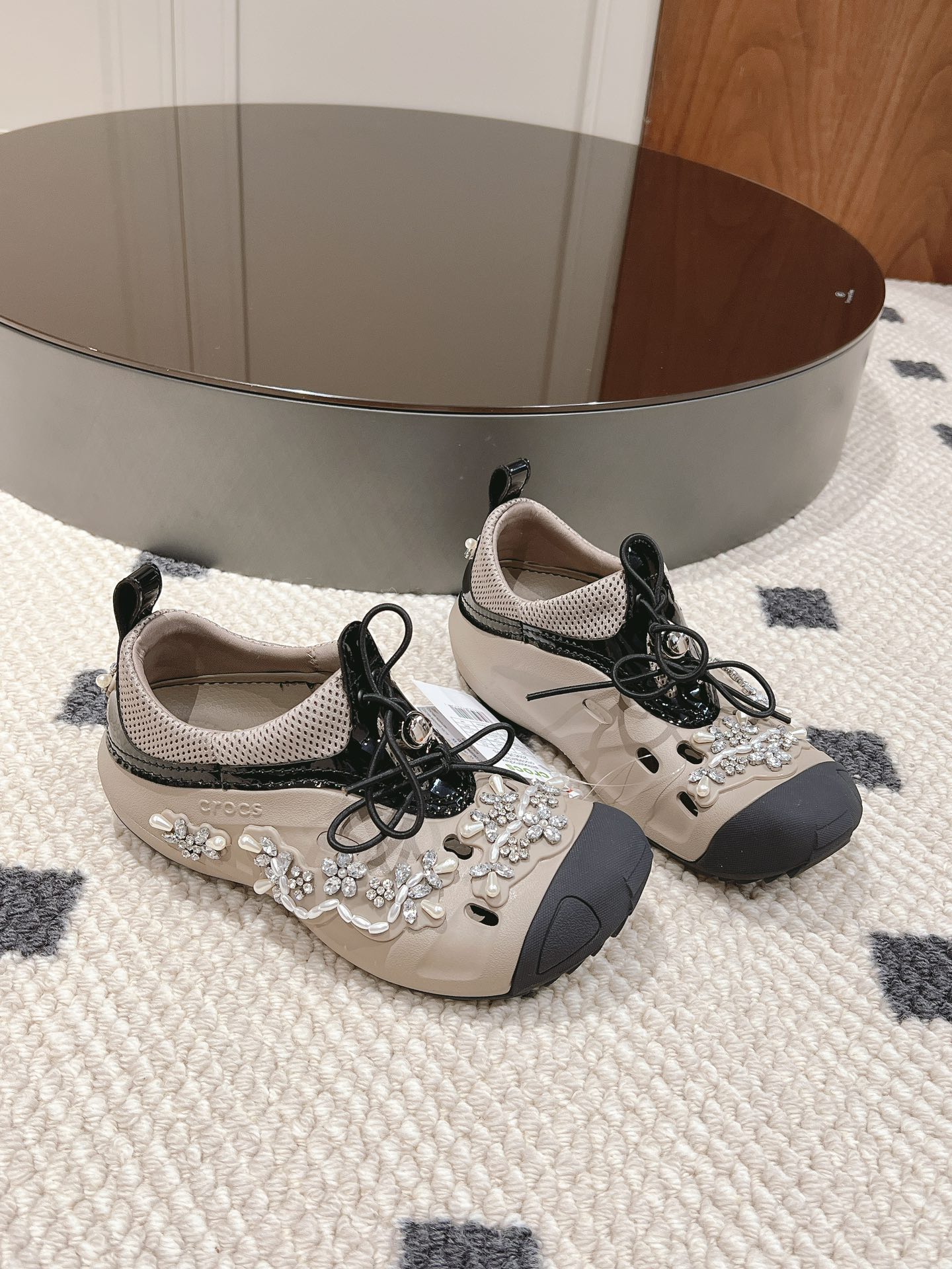 Crocs Female Basic Shoes M-s