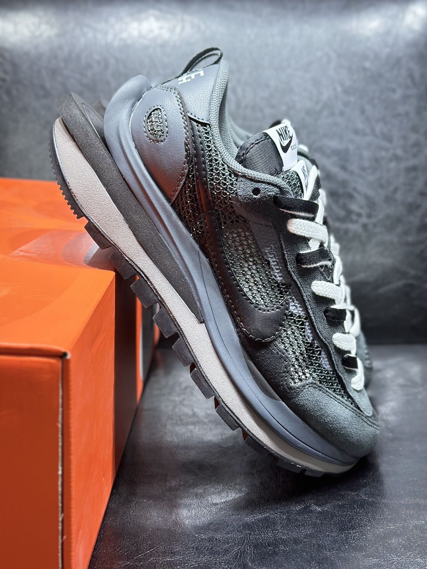 Nike Male Sneakers Shock Absorbing L-s